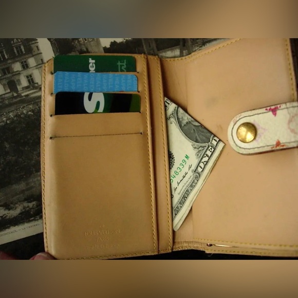 Auth Rare LOUIS VUITTON White Murakami Tresor Clutch Wallet Handbag Accessory LV - Picture 10 of 12